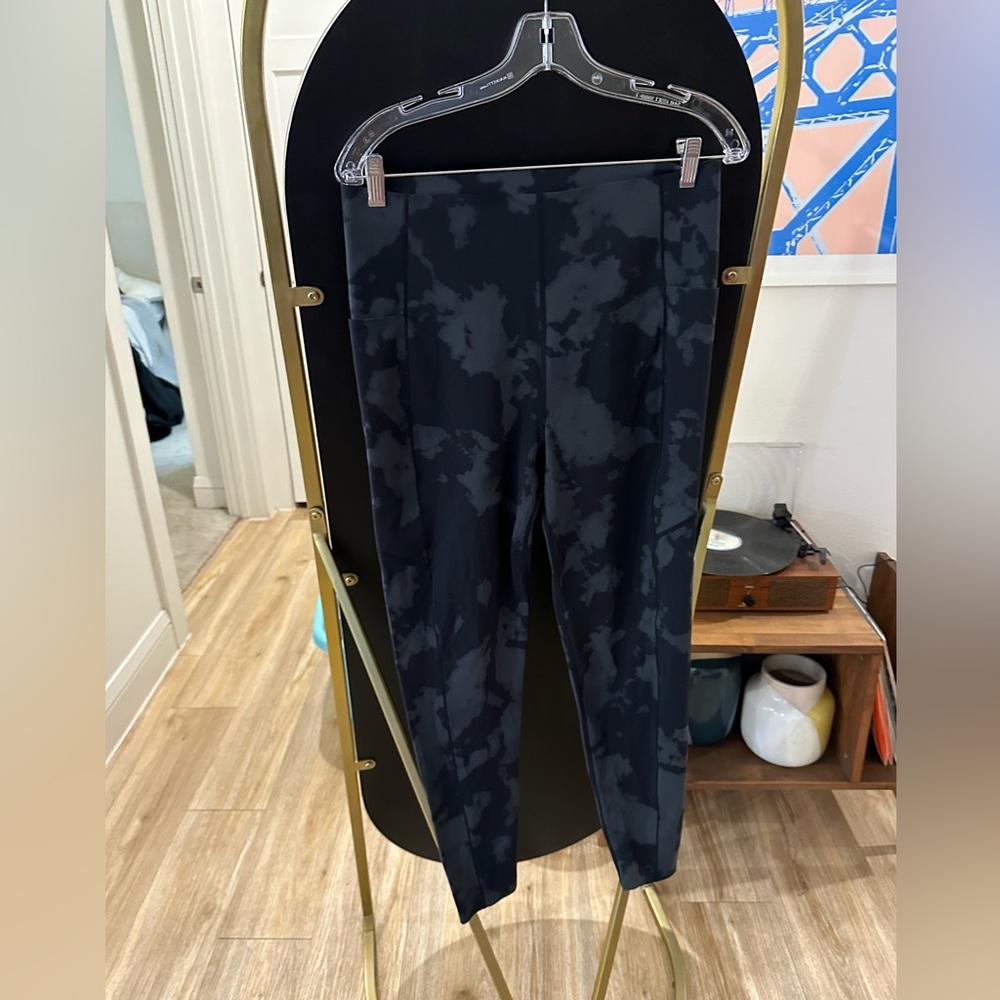 Sweaty betty power leggings in size 14